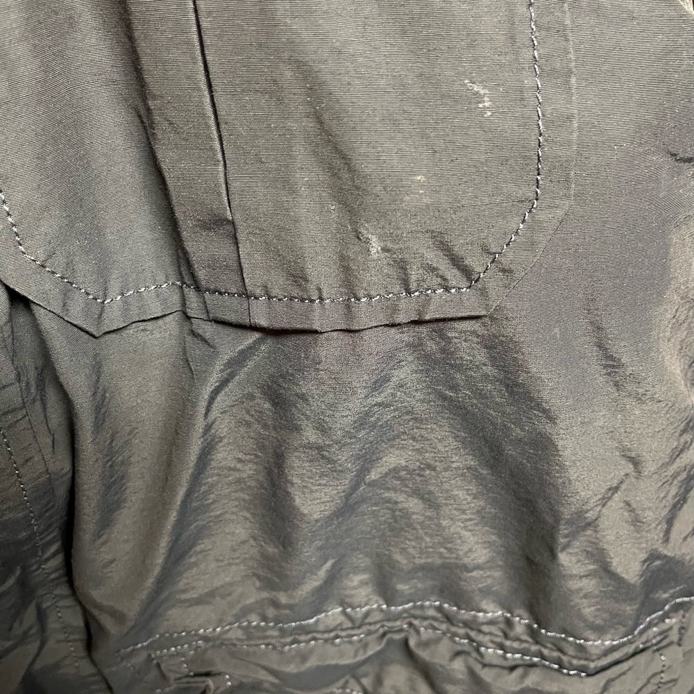 GAP Jacket - Picture 8 of 8